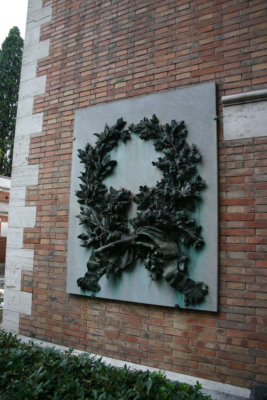 Guido Bacceli's tomb, Cimitero del Verano, Rome - 07.JPG